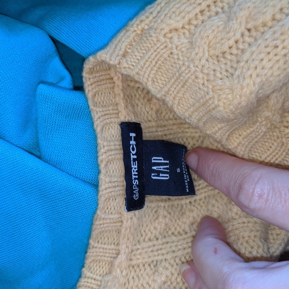 Gap BUNDLE AND SAVE I ALSO ACCEPT - Picture 5 of 5